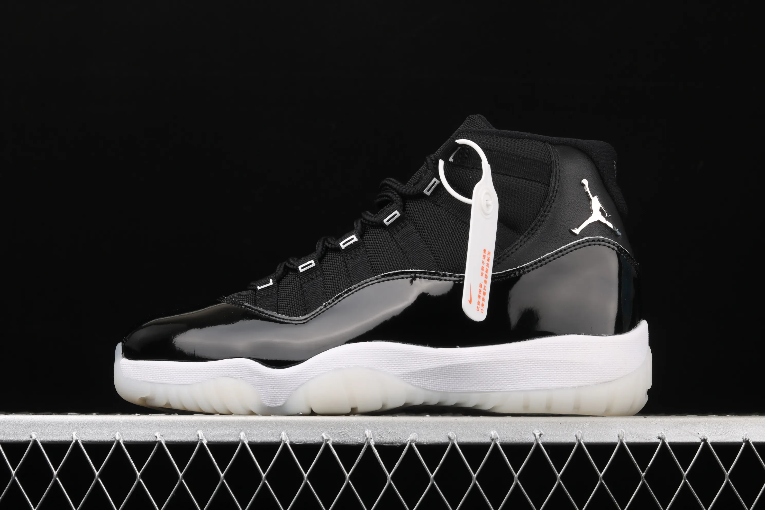 All Categories Air Jordan Jordan Series Basketball Shoes Air Jordan 11 J Edition Air Jordan 11 "25th Anniversary" AJ11 Joe 11 Devil II Genuine Standard Real Carbon CT8012-011